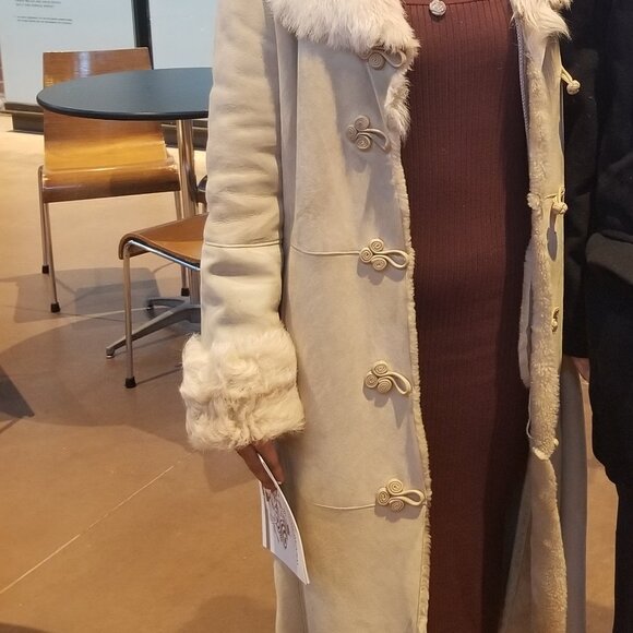 Danier Shearling Suede Coat - Picture 12 of 14